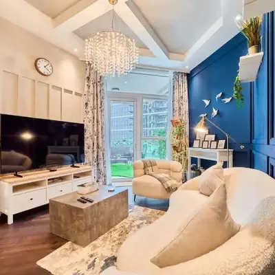 FAM Living Contemporary 1BR Apartment Urban Oasis