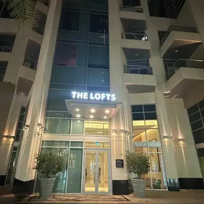 Downtown Dubai Beautiful Upgraded 1-bedroom apartment
