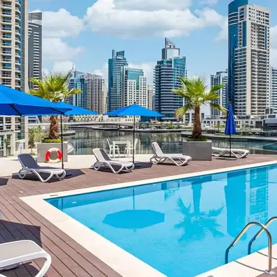 Waterfront Living Bright 1 Bedroom Marina