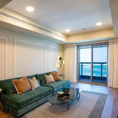 Stylish 2BR Balcony Palm Jumeirah Views