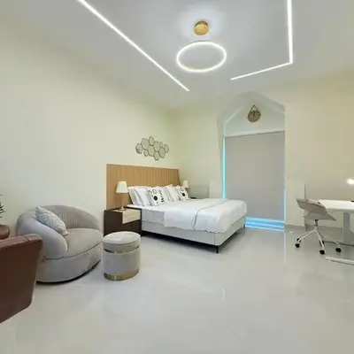 Mahenti - Bright & Cozy Studio Metro Accessible