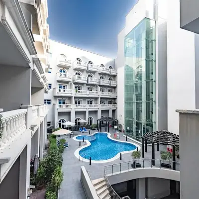 Escape24 Spacious 1BR with Pool View