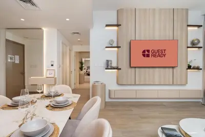 Gallery image of GuestReady - Stylish Stay | Lagoon Access | 2 BHK in Dubai