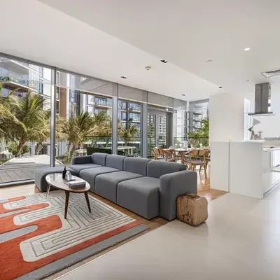 2 Bedroom Bluewaters Retreat with Office and Pool Views