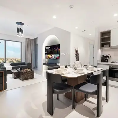 Elegant 2BR Downtown Dubai Walk to Dubai Mall