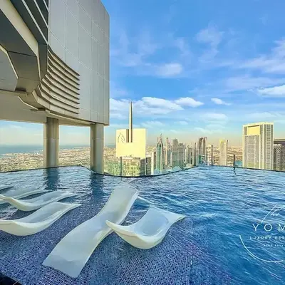 Luxury 2B Burj Khalifa NYE Views