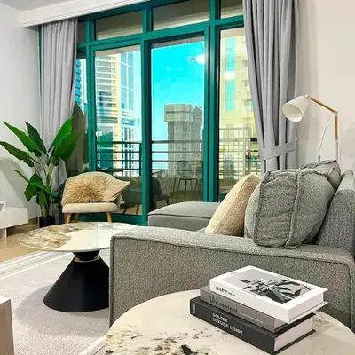 Cozy 1BR Stay in Dubai Marina Near Beach and Tram