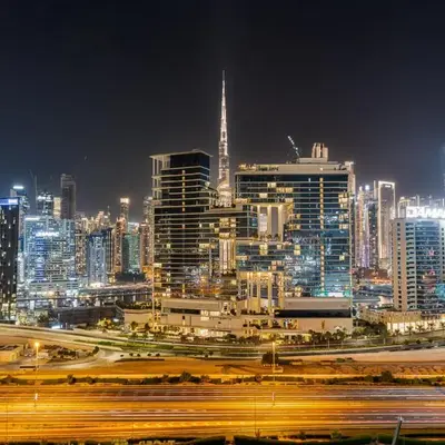 Savis Homes - Stylish 1BR in Business Bay with Burj Khalifa View in Damac Paramount Tower