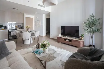 Gallery image of Frank Porter - Lotus Building 1 at Creek Beach in Dubai