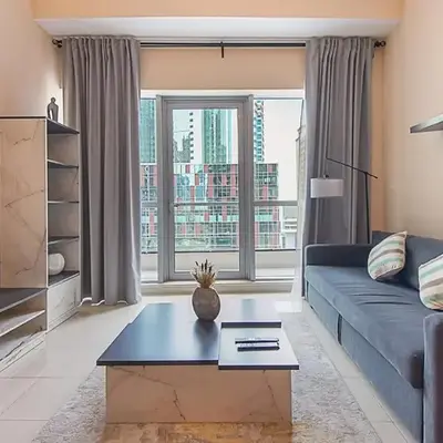 Modern 1-Bedroom Apartment in Bay Central Tower 1