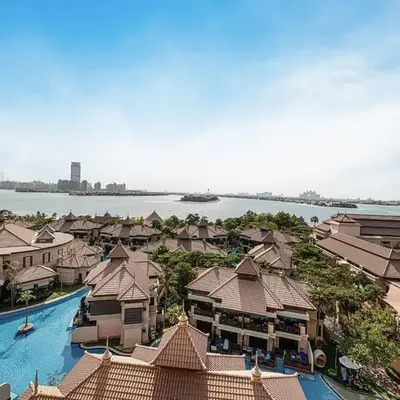Livin' Holidays - 2 BR - Anantara Palm Stay