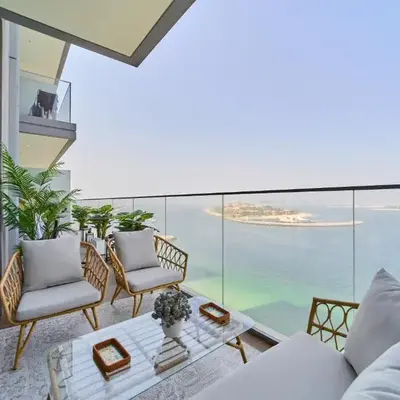 Luxury 2BR Beach Isle With Palm Views and Beach Access