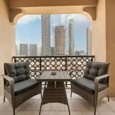 Sleep 5 Near Dubai Mall