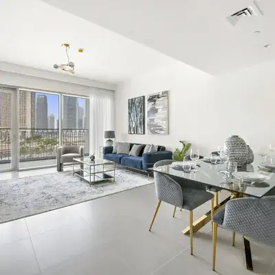 Chic 3BR in Downtown with Burj Khalifa View