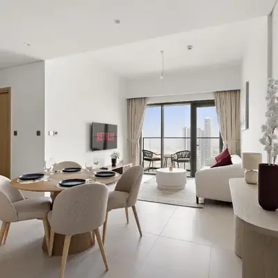 VayK - Stylish 1BR in Prime Downtown Location
