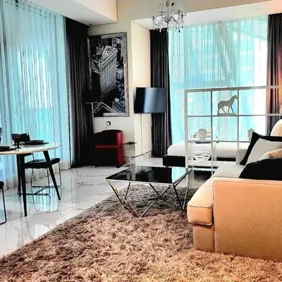 Stylish Studio in J One