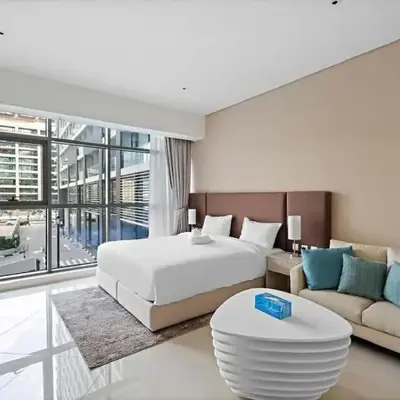 Stylish Studio with Rooftop Pool on the Palm
