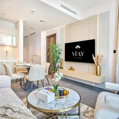 STAY BY LATINEM Luxury 1BR Holiday Home CC 3313 Near Burj Khalifa
