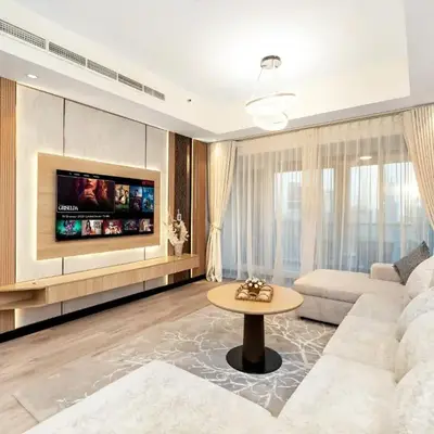 New Renovate Huge Flat w Canal & Burj Khalifa view
