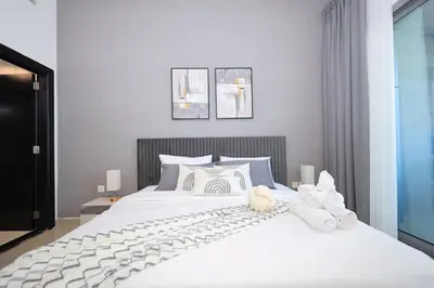 Gallery image of Plush - 1BR In Dubai Marina - 5 Mins walk to JBR Beach, Marina Walk & Metro in Dubai