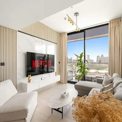 VayK - Gorgeous 1BR Retreat in Binghatti Corner