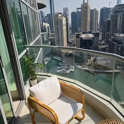 Chic waterfront 1 bedroom apartment