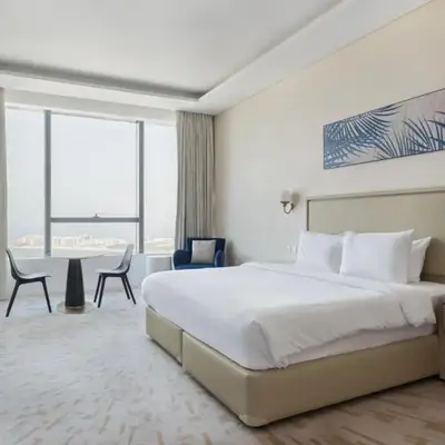 Blueground The Palm Jumeirah pool nr Marina DXB-1711