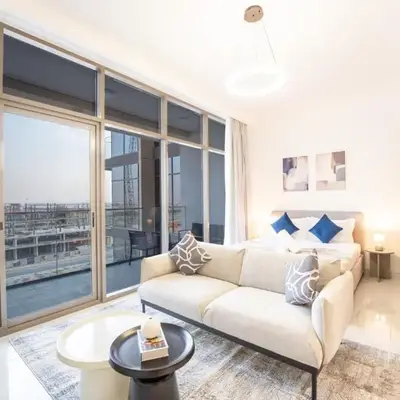 EasyGo - Chic Studio Escape in Dubai Sports City