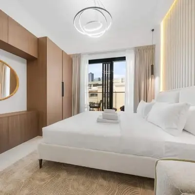 Bright Studio Apartment Pool View in JVC