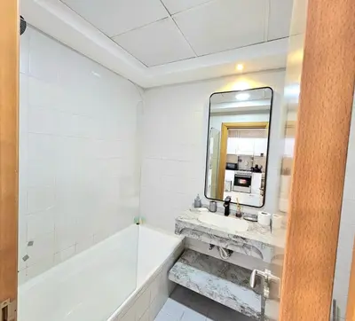 Gallery image of Cozy - 1BR in Business Bay Close to Burj Khalifa and Dubai Mall in Dubai