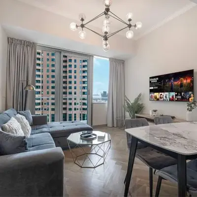 StayMada - Ocean Heights Marina City and Sea Views