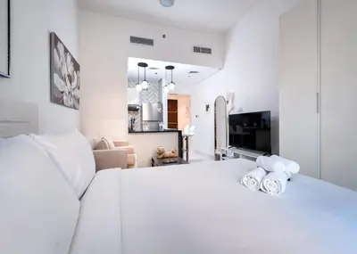 Gallery image of Stayshort - Minimalist Studio Apartment in JVT Sleeps 2 in Dubai