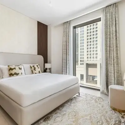 Bright 1BR with Balcony Creek Beach Access