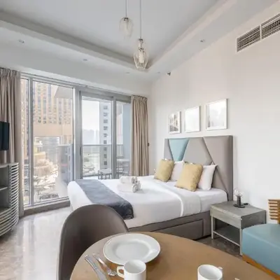 Modern Studio with Balcony Orra