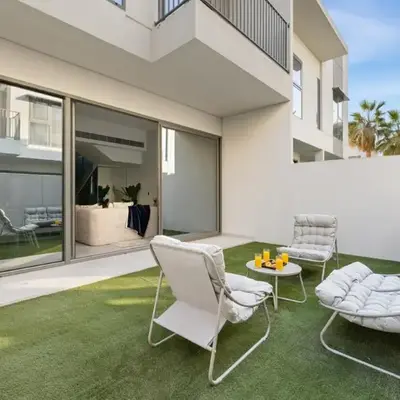 Family 4BR Villa | PS5 & Garden | New Community
