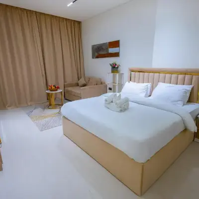 Luxury Studio with Private Jacuzzi at Trillionaire