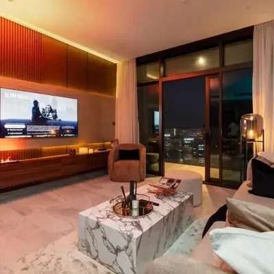 3BR Ultra Luxury Waterfront Panoramic Views with Pool