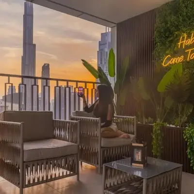 4-BR Luxury Retreat with Iconic Burj Khalifa View