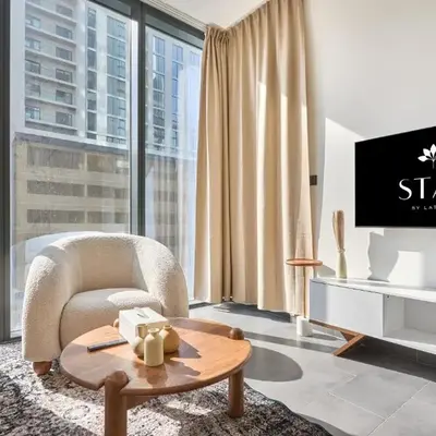 STAY BY LATINEM Luxury 1BR Holiday Home CC 0302 Near Burj Khalifa