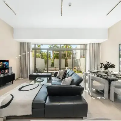 LUX 4BD Villa