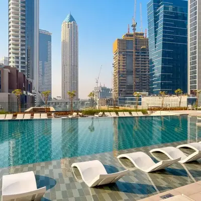 PENINSULA ONE 1BR by Design Studio