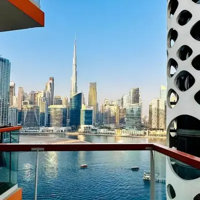 Stylish Apartment with Swimming Pool Near Dubai Mall and Burj Khalifa