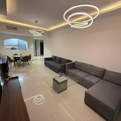Aesthetic Feel with Lake View
