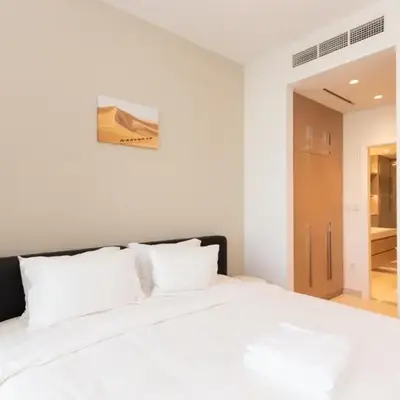 1 BDR Ellington House