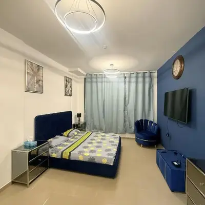 Cozy Studio Apartment in JCV
