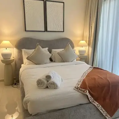 Luxury Studio With Pool View Near Burj Khalifa