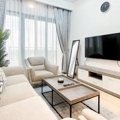 Azizi Riviera 1
