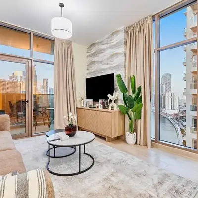 2BHK Canal View Stay-Business Bay