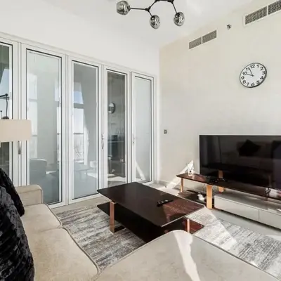 Cozy 1BR Near Metro in Starz Tower 2