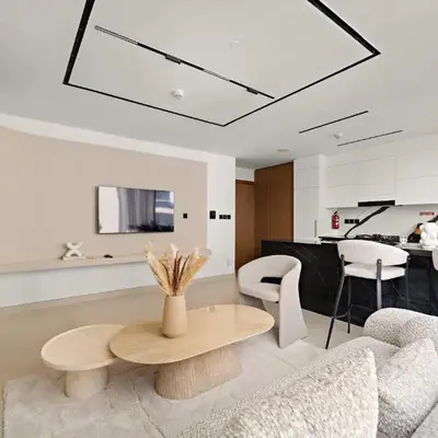 Stylish 1BR with Private Jacuzzi in Business Bay